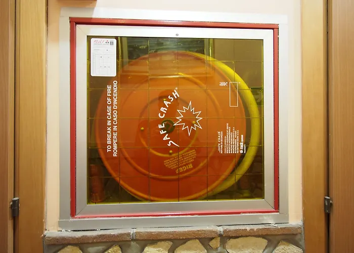 Alessandro Palace & BarHostel